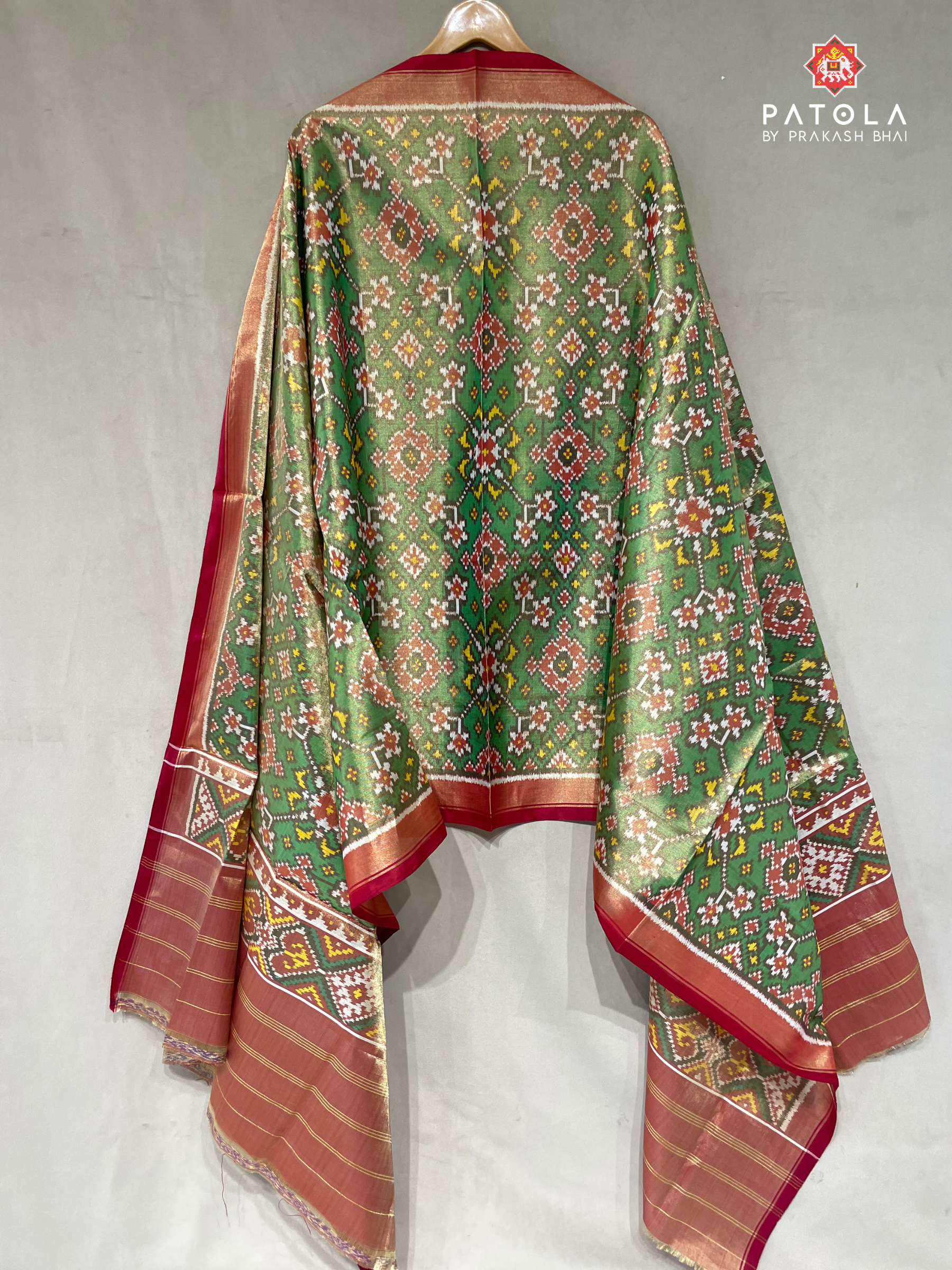 Selaari Border With Navratna Design Tissue Patola Dupatta